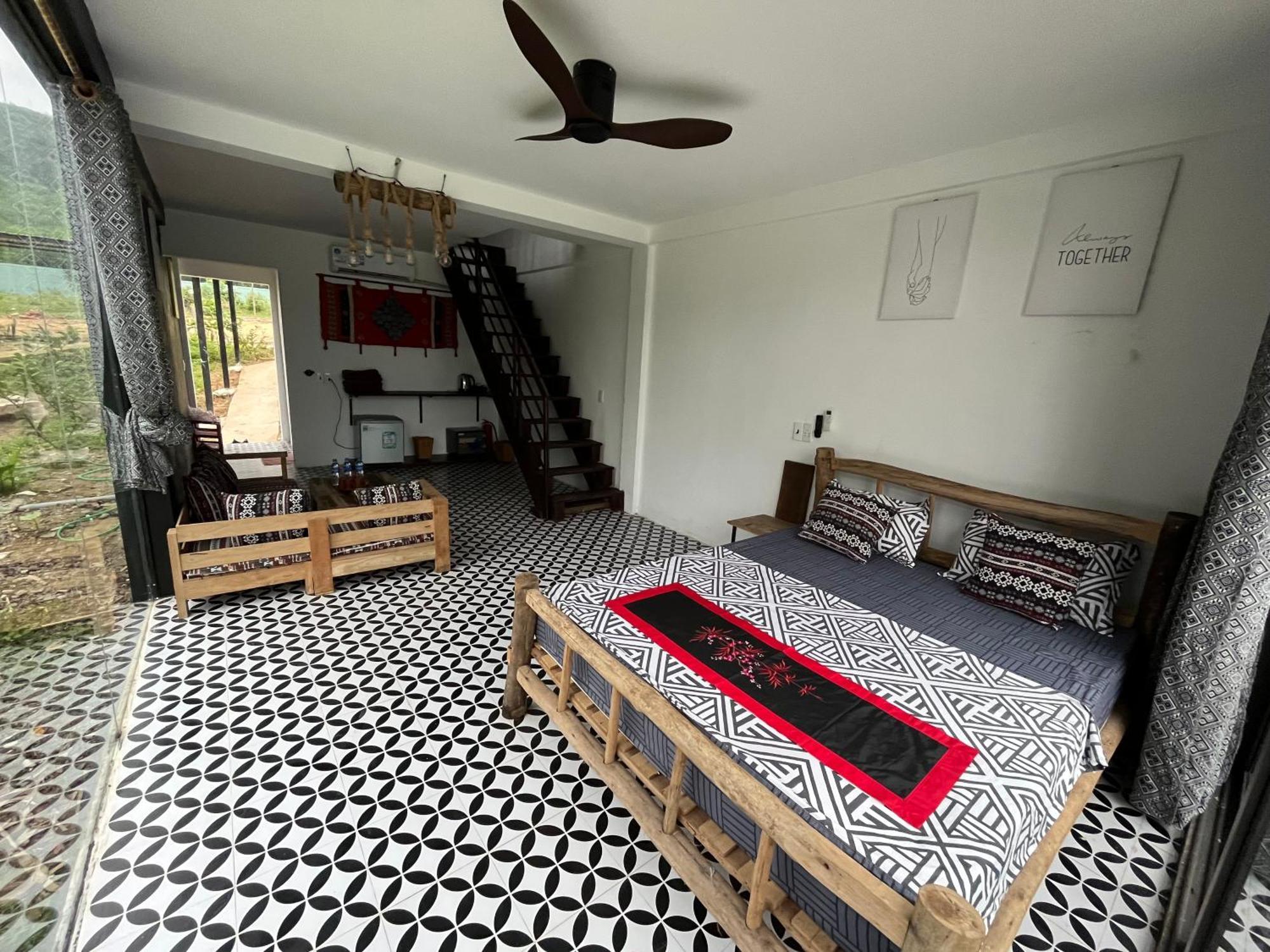 Nguyen Shack Retreat Resort Фонгня Экстерьер фото