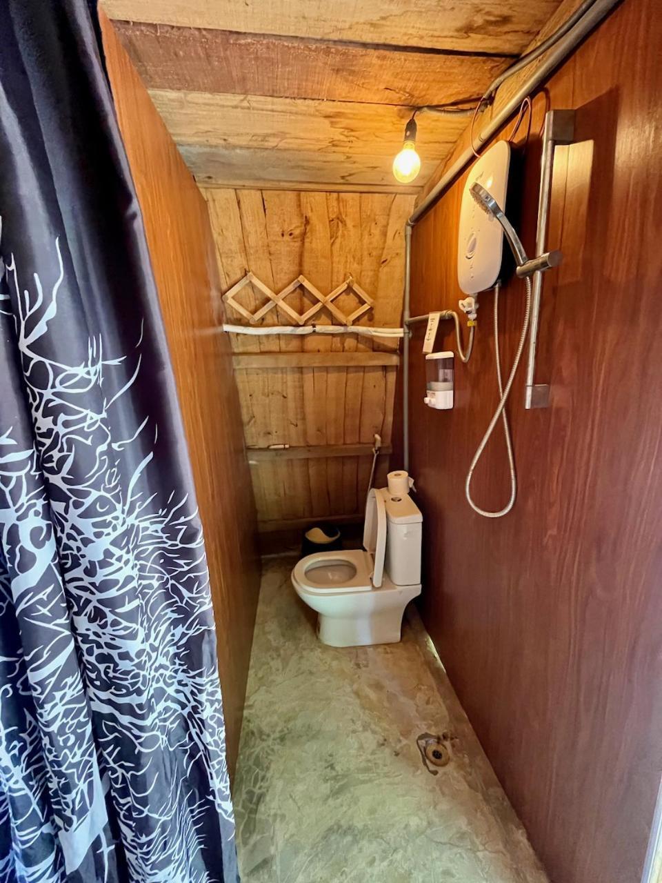 Nguyen Shack Retreat Resort Фонгня Экстерьер фото